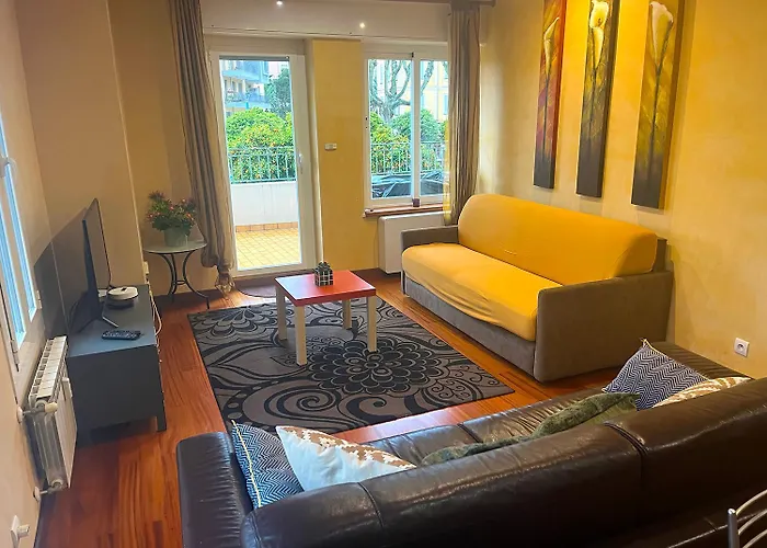 شقة Maison Ausonia - Centre-ville, Proche Mer, Terrasse مينتون