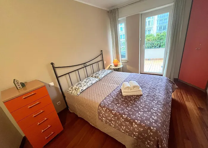 Maison Ausonia - Centre-ville, Proche Mer, Terrasse شقة مينتون