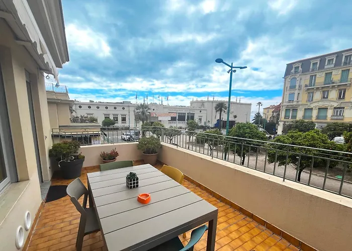 Maison Ausonia - Centre-ville, Proche Mer, Terrasse مينتون